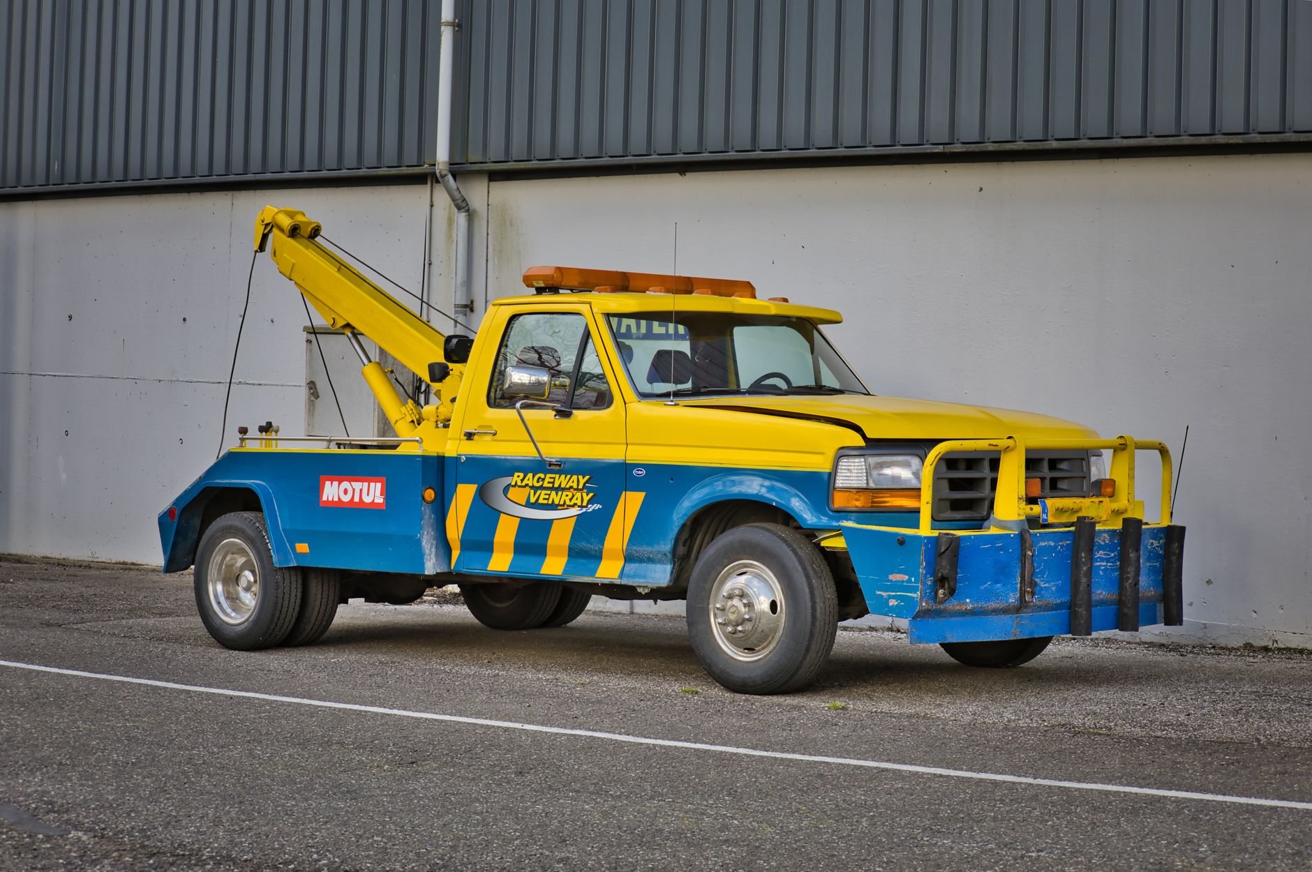 Remorquage voiture équipe à Bourg-en-Bresse